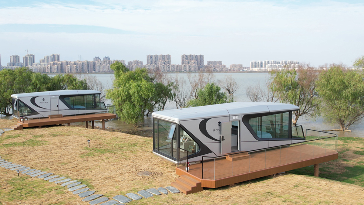 Resort Capsule Houses in Modern Resorts
