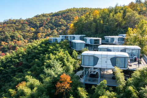 A Complete Guide to Prefab and Modular Space Capsule Houses